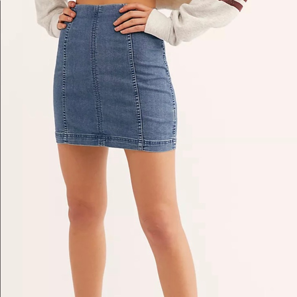 🦋 NWT Free People
Modern Femme Denim Mini - Picture 7 of 14